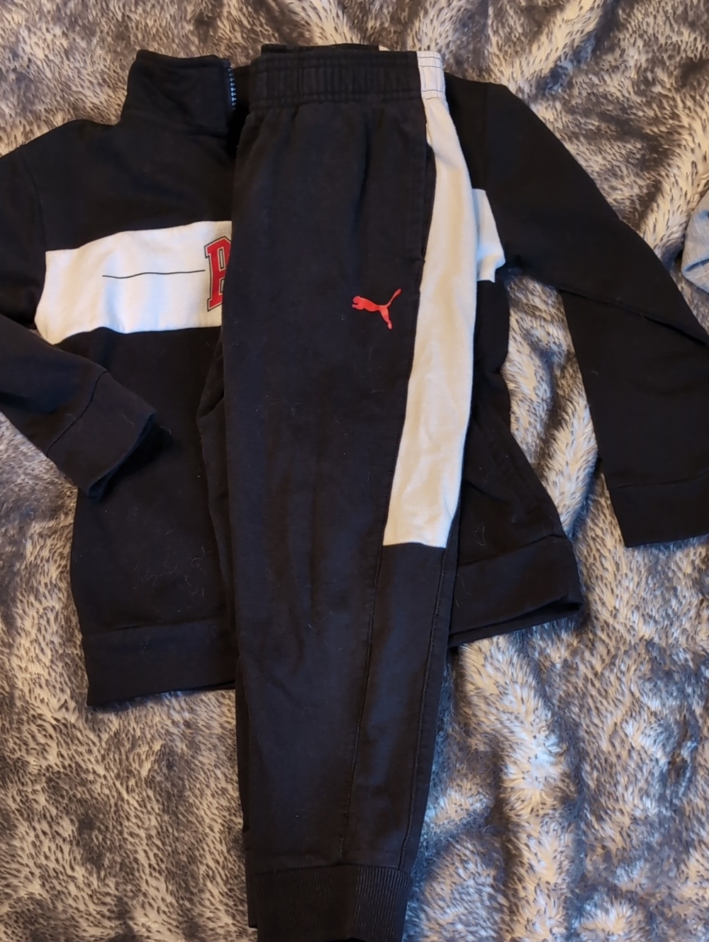 Puma Outfit - Picture 2 of 3